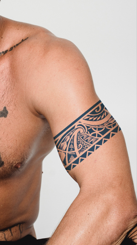 Óceán Ölelése: Maori Minta Karszalag Ideiglenes Tetoválás